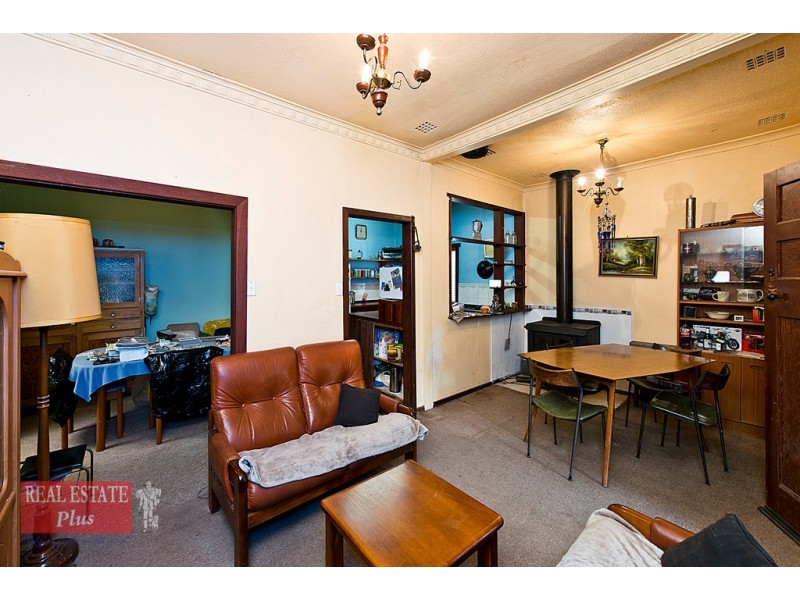 65 Clayton Street, Bellevue WA 6056