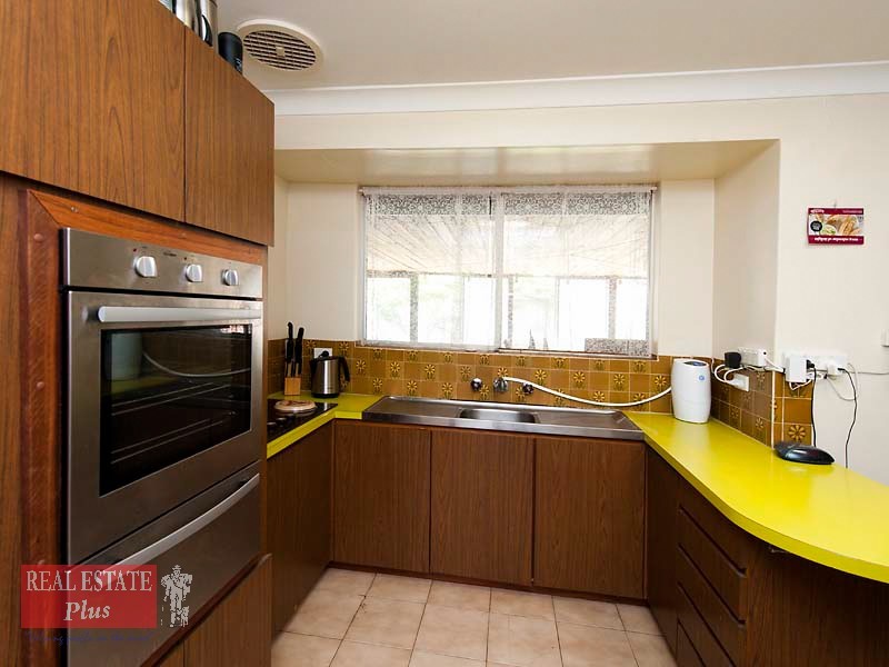 45 Abingdon Road, Swan View WA 6056