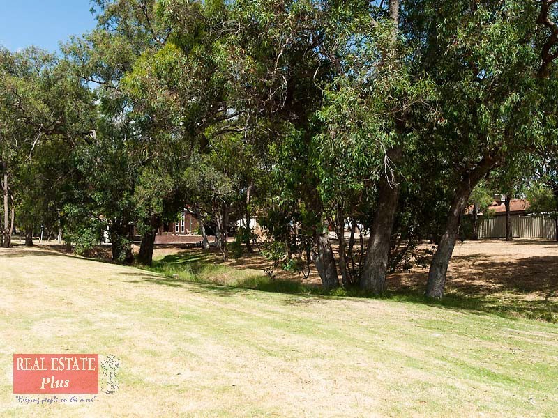 45 Abingdon Road, Swan View WA 6056