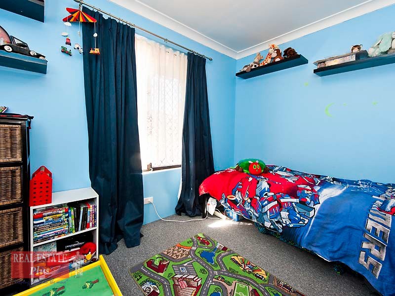 5 Kookaburra Crescent, High Wycombe WA 6057