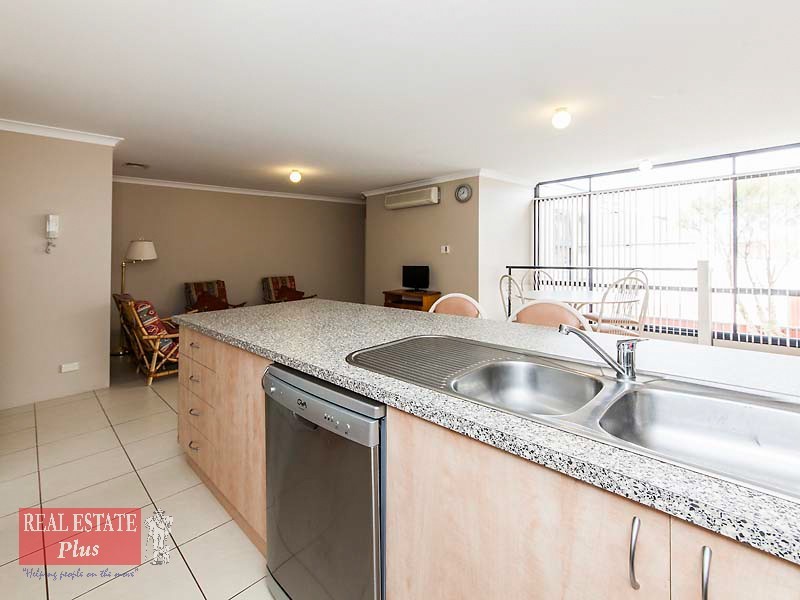 2/93 Great Northern Highway, Midland WA 6056