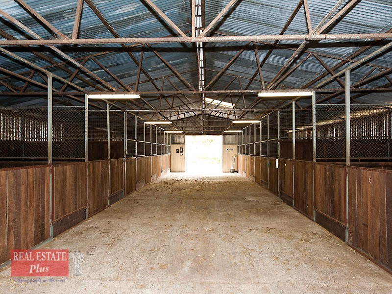 3010 Riley Road, Stoneville WA 6081