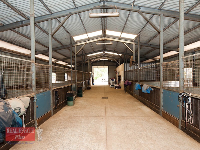 3010 Riley Road, Stoneville WA 6081