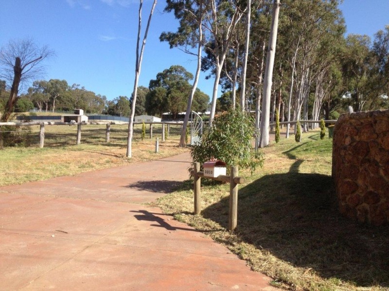 3010 Riley Road, Stoneville WA 6081