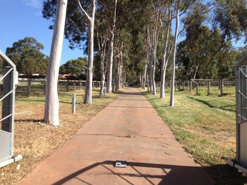 3010 Riley Road, Stoneville WA 6081