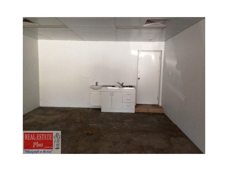 Shop 6,492 Kalamunda Rd, High Wycombe WA 6057