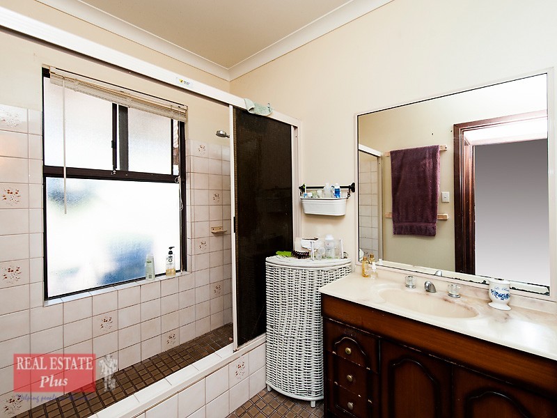 4 Creek Edge, Swan View WA 6056