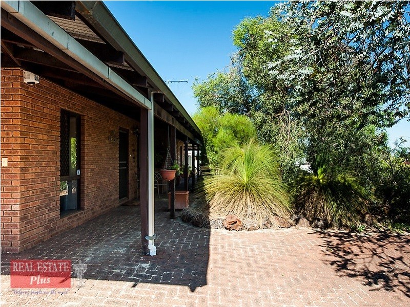 4 Creek Edge, Swan View WA 6056