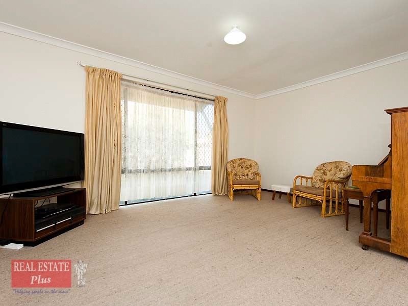 5 Fordham Drive, Swan View WA 6056