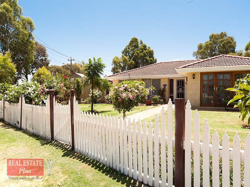 35 Wynne Street, Hazelmere WA 6055