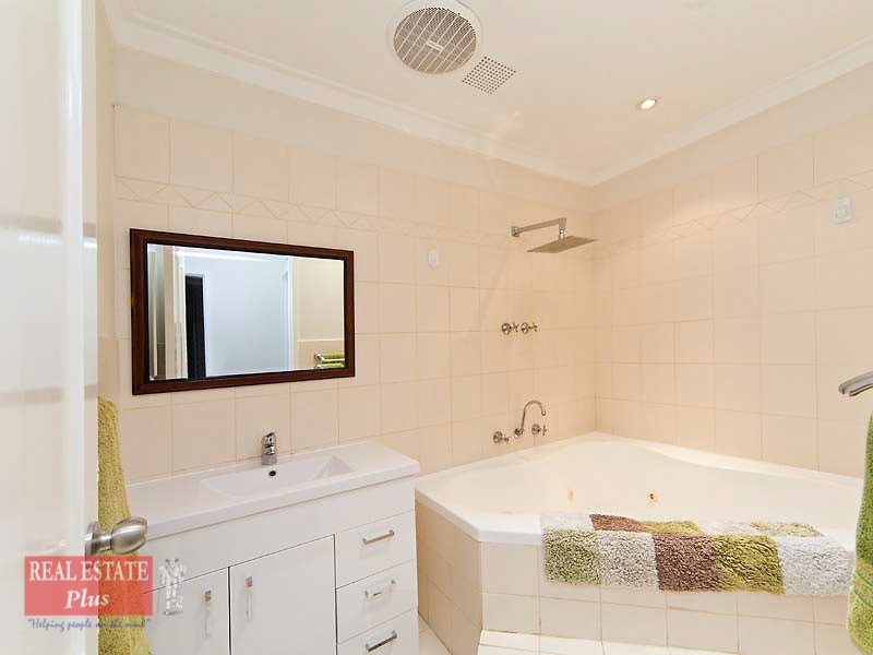 35 Wynne Street, Hazelmere WA 6055