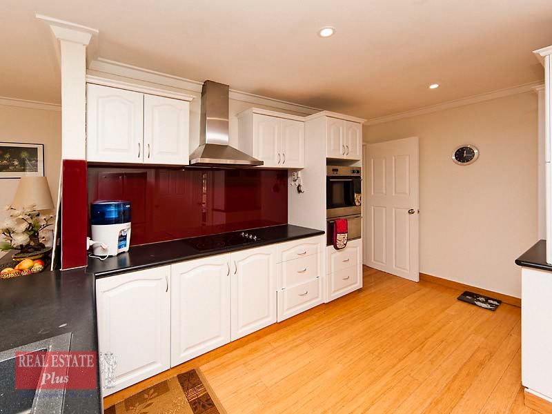 35 Wynne Street, Hazelmere WA 6055