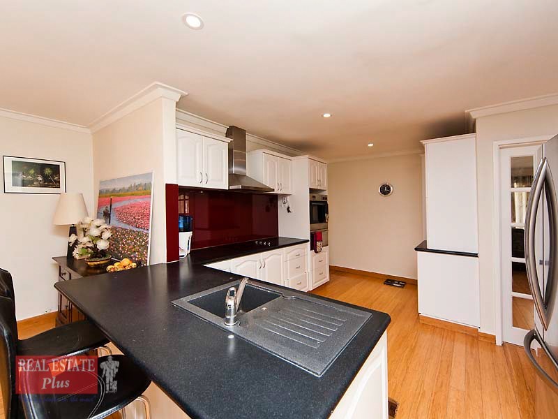 35 Wynne Street, Hazelmere WA 6055