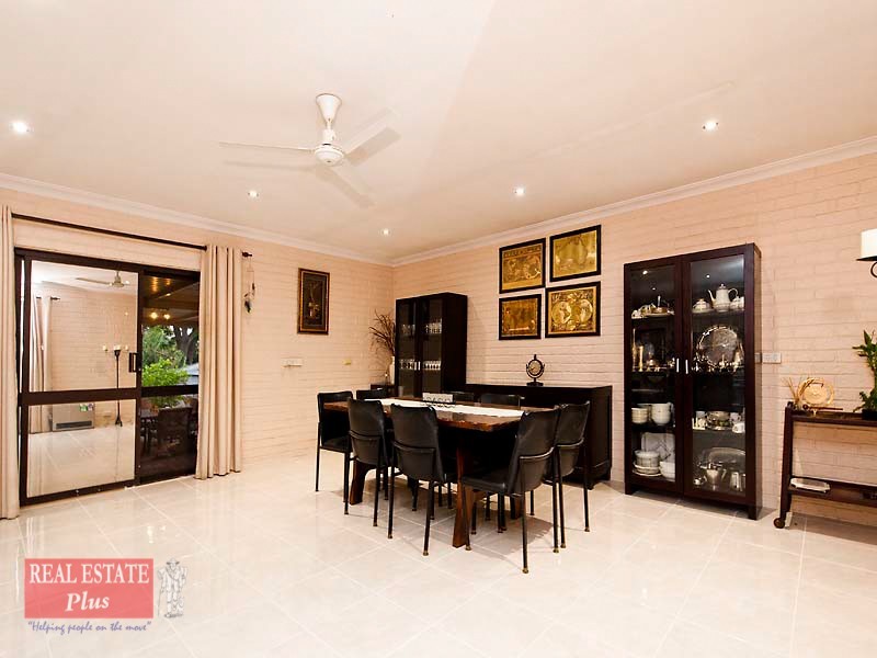 41 Connaught Street, Forrestfield WA 6058