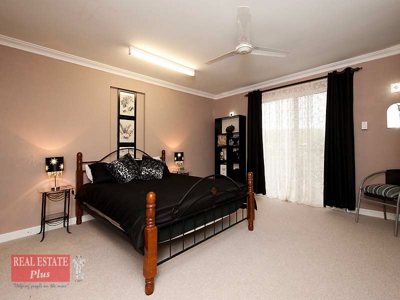 41 Connaught Street, Forrestfield WA 6058