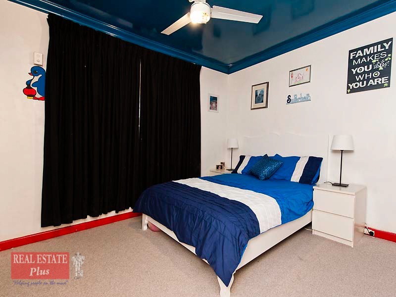 41 Connaught Street, Forrestfield WA 6058