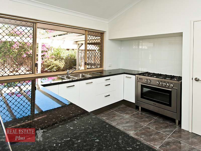 114 Cockman Cross, Stratton WA 6056