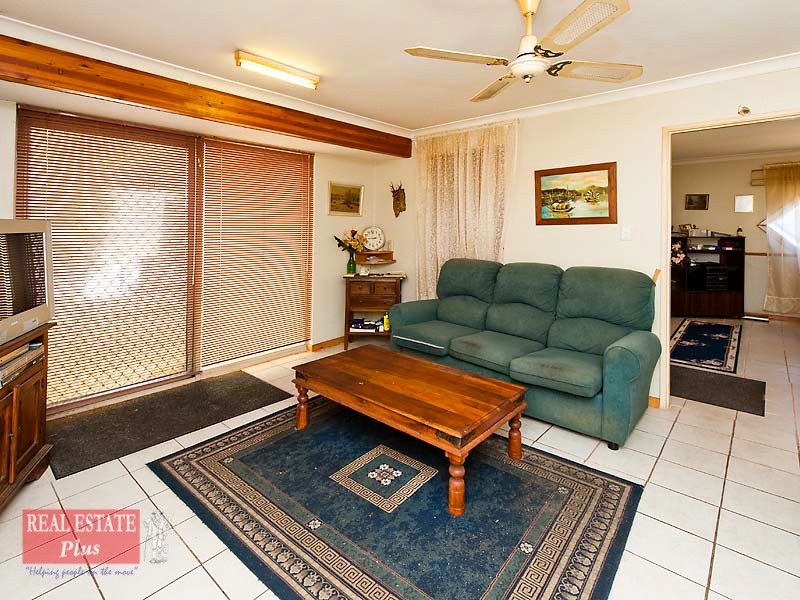 5 Williamson Lane, Stratton WA 6056