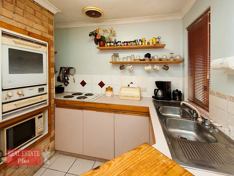 5 Williamson Lane, Stratton WA 6056