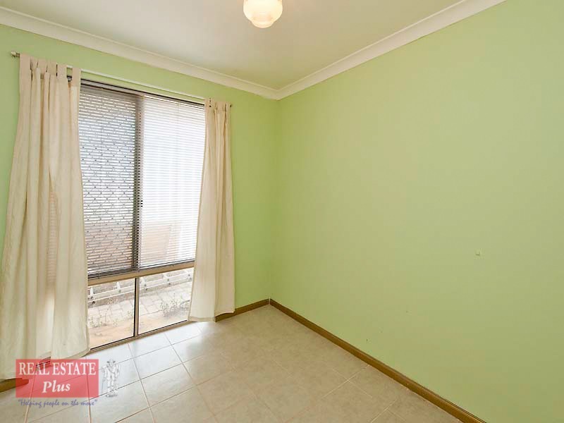 5 Williamson Lane, Stratton WA 6056