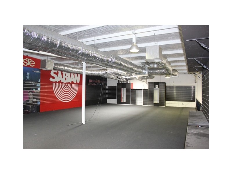 8,1296 Albany Highway, Cannington WA 6107