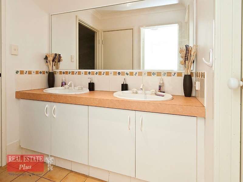 145 Fantail Crescent, Ellenbrook WA 6069