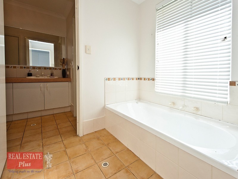 145 Fantail Crescent, Ellenbrook WA 6069