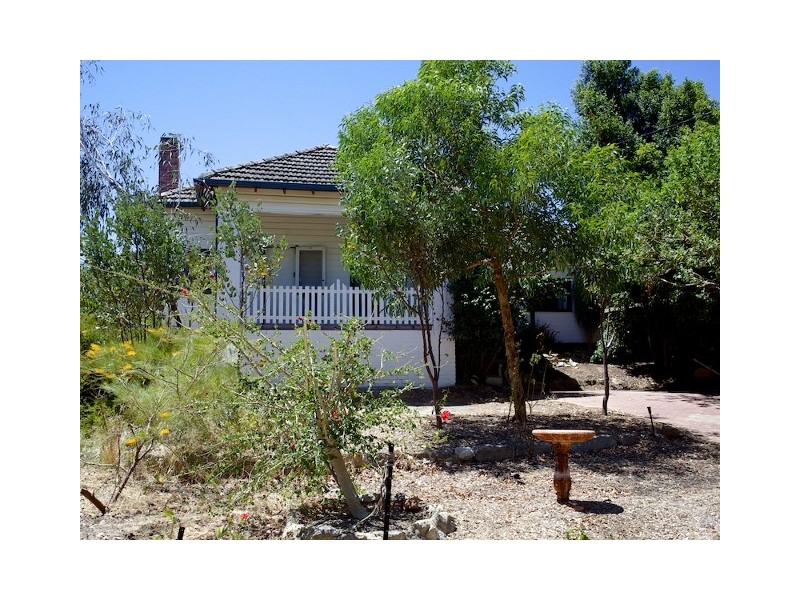 31 Coongan Avenue, Greenmount WA 6056