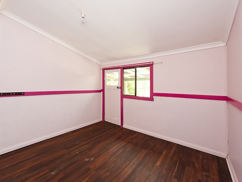 31 Coongan Avenue, Greenmount WA 6056