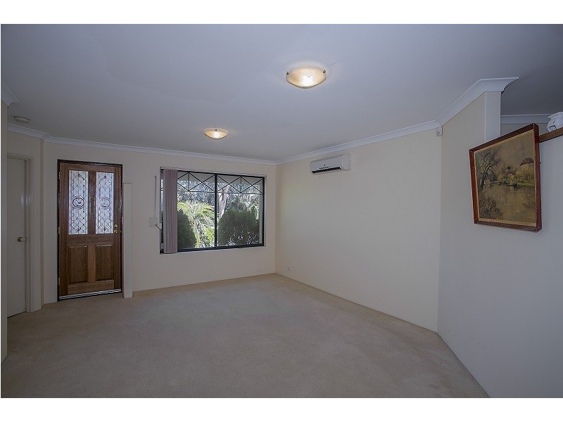 7 Oldenburg Pass, Stratton WA 6056