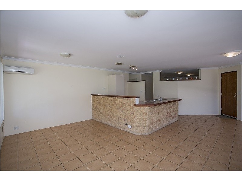 7 Oldenburg Pass, Stratton WA 6056