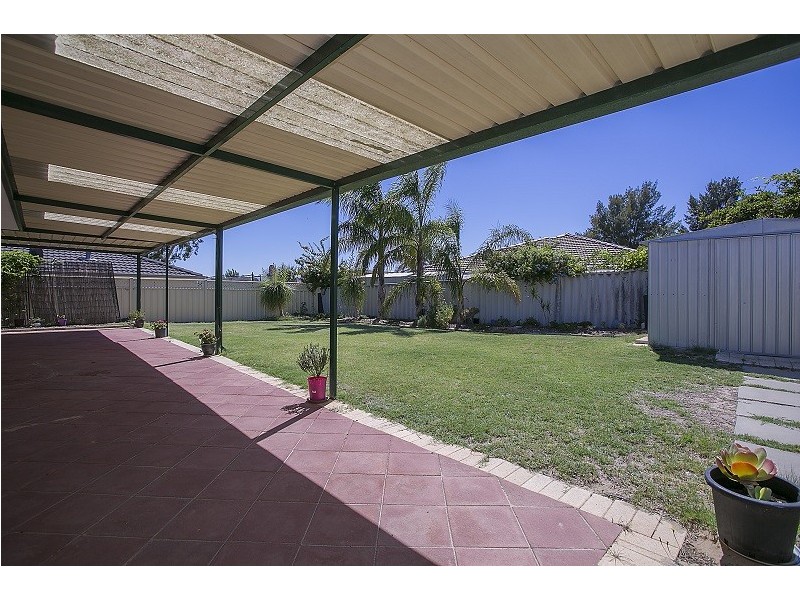 7 Oldenburg Pass, Stratton WA 6056