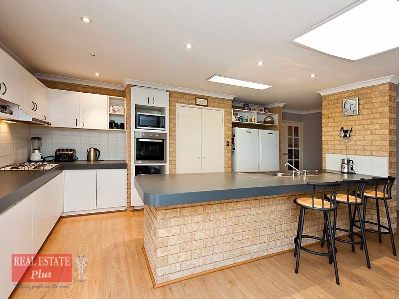41 Gallipoli Drive, Greenmount WA 6056