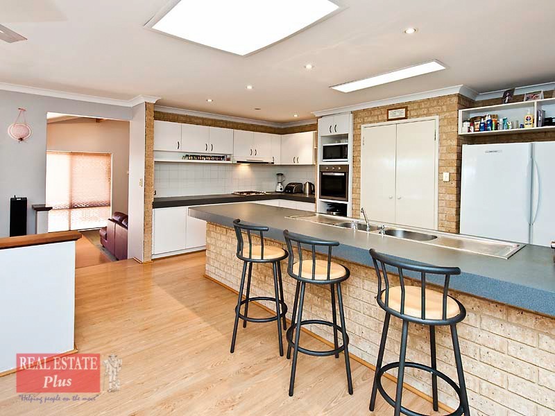 41 Gallipoli Drive, Greenmount WA 6056