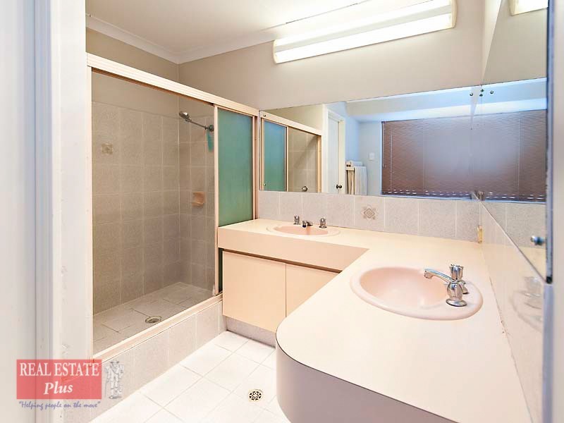 41 Gallipoli Drive, Greenmount WA 6056