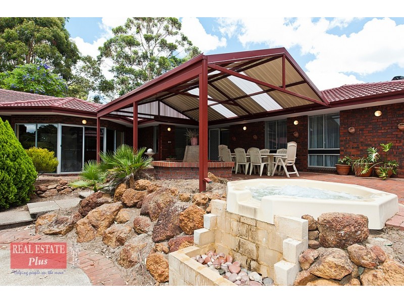 42 Carlisle Road, Kalamunda WA 6076