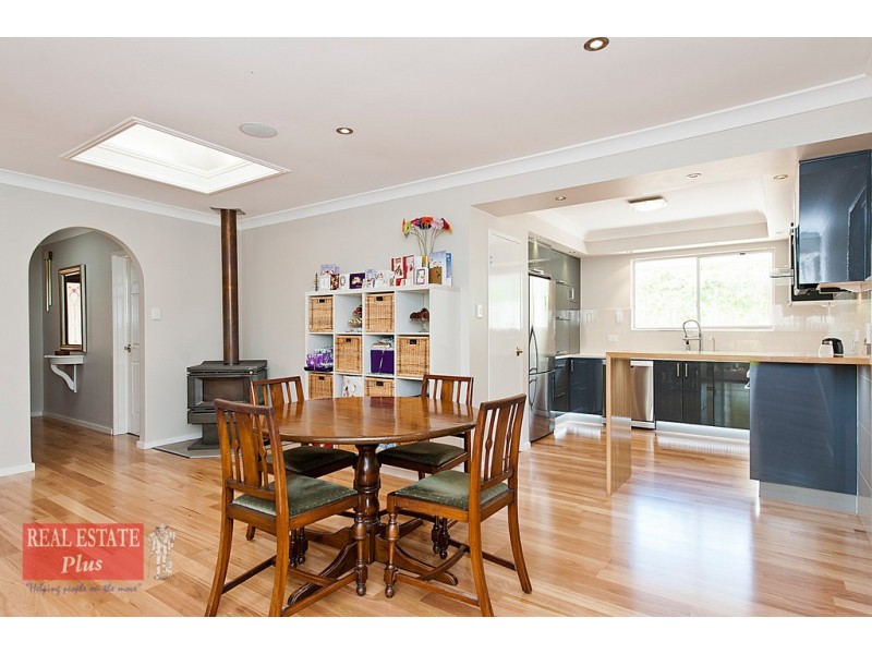 42 Carlisle Road, Kalamunda WA 6076