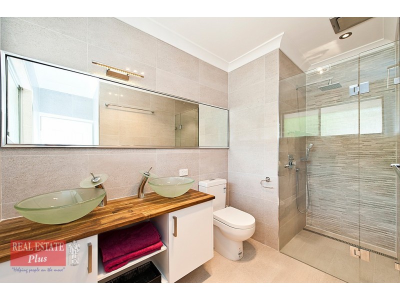 42 Carlisle Road, Kalamunda WA 6076