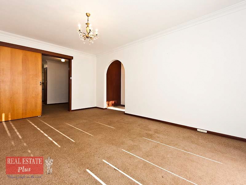 25 Arthur Street, Caversham WA 6055