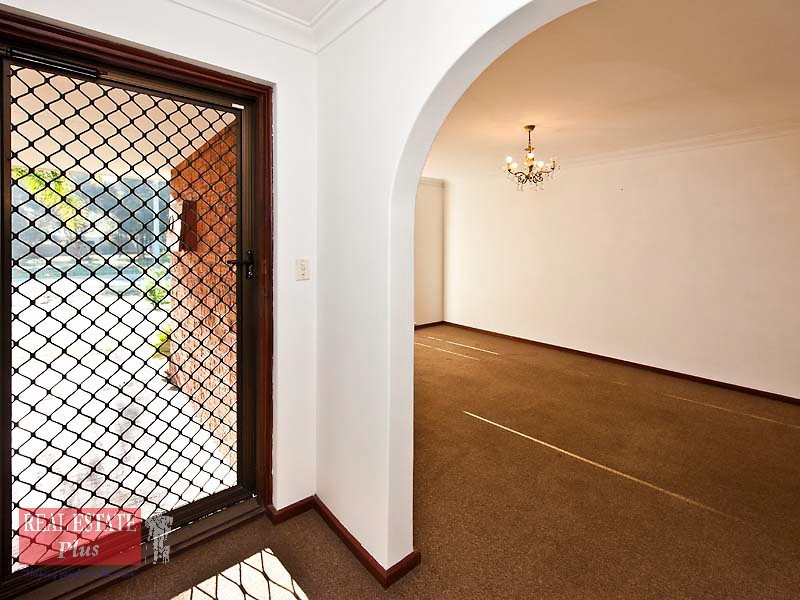 25 Arthur Street, Caversham WA 6055