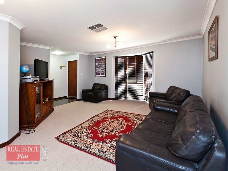 3 Sharpe Way, High Wycombe WA 6057