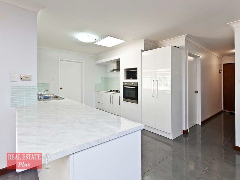 3 Sharpe Way, High Wycombe WA 6057