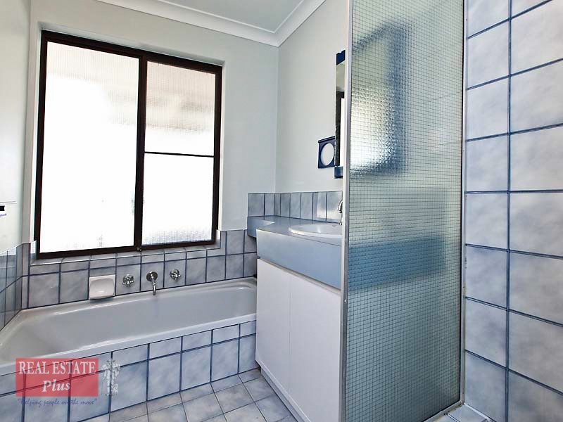 3 Sharpe Way, High Wycombe WA 6057