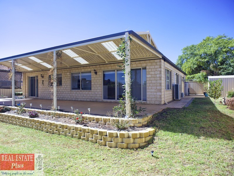 41 Cupello Drive, Swan View WA 6056