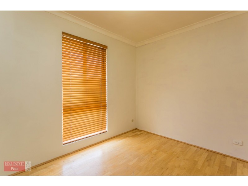 2/56 Ivanhoe Street, Bassendean WA 6054