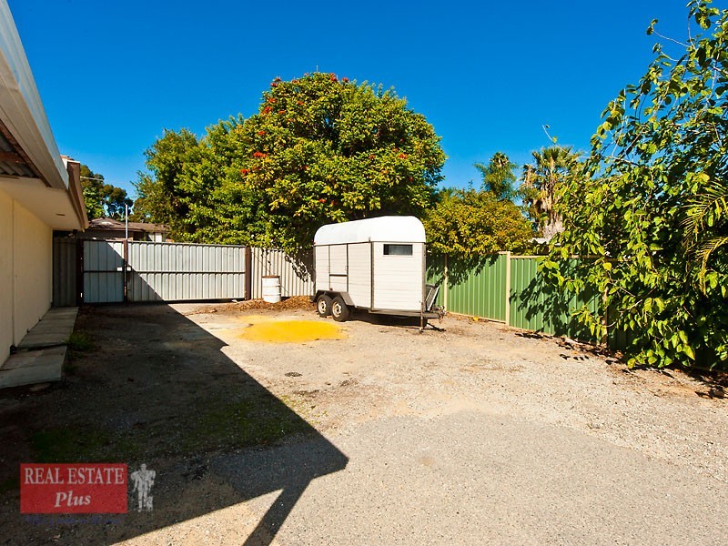 20 Wynne Street, Hazelmere WA 6055