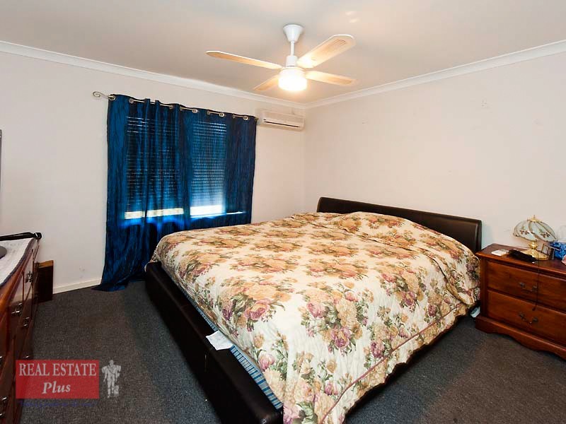 27 Myles Road, Swan View WA 6056