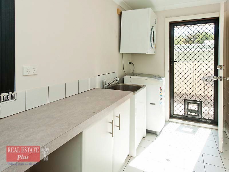 27 Myles Road, Swan View WA 6056