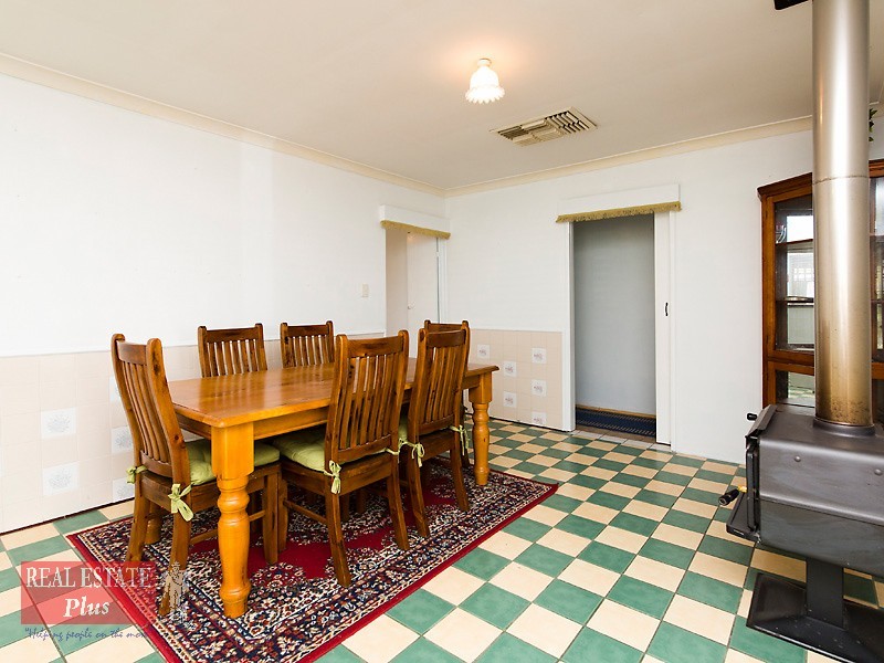 72 Lewis Jones Cross, Stratton WA 6056