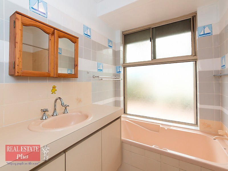 72 Lewis Jones Cross, Stratton WA 6056